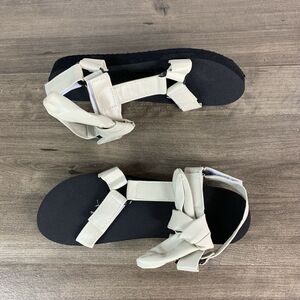 Outdoor Womens Athletic Sandals Lightweight Hiking Beach Sports NEW Sz 9.5 / 40